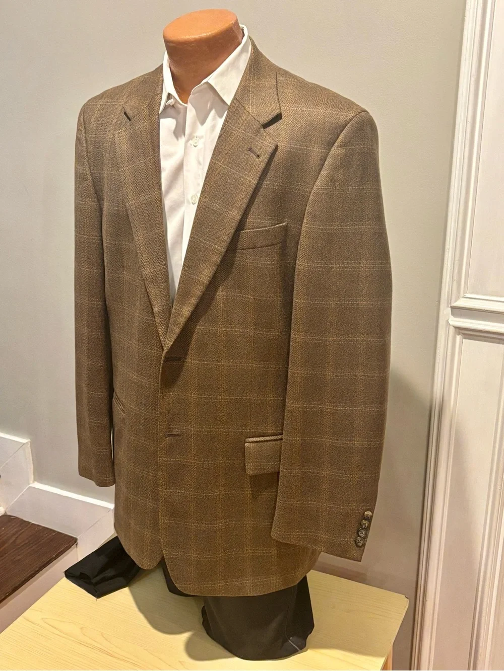 LaCrosse Luxury 100% Lambswool Men’s Plaid Sport Coat  - Size 42L
